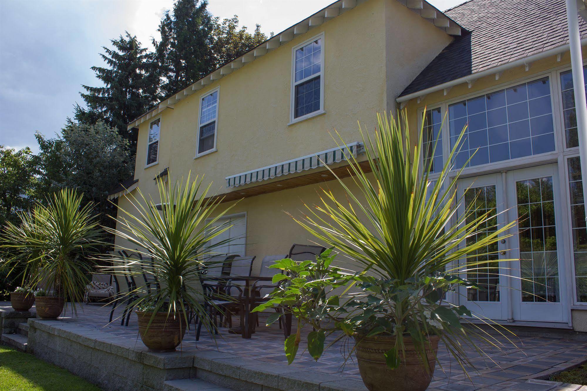 Genelle House B&B Guest House Zewnętrze zdjęcie